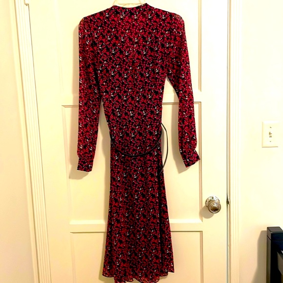 Michael Kors Belted Printed Midi Dress - Picture 3 of 16